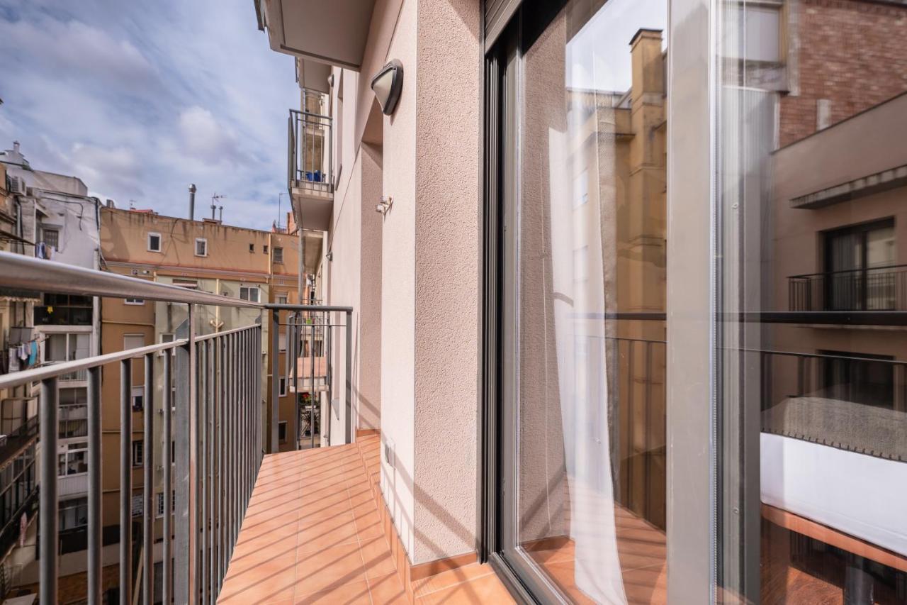 Sweett - Avenida Roma Apartment Barcelona Luaran gambar