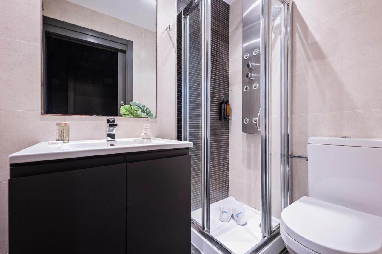 Sweett - Avenida Roma Apartment Barcelona Luaran gambar