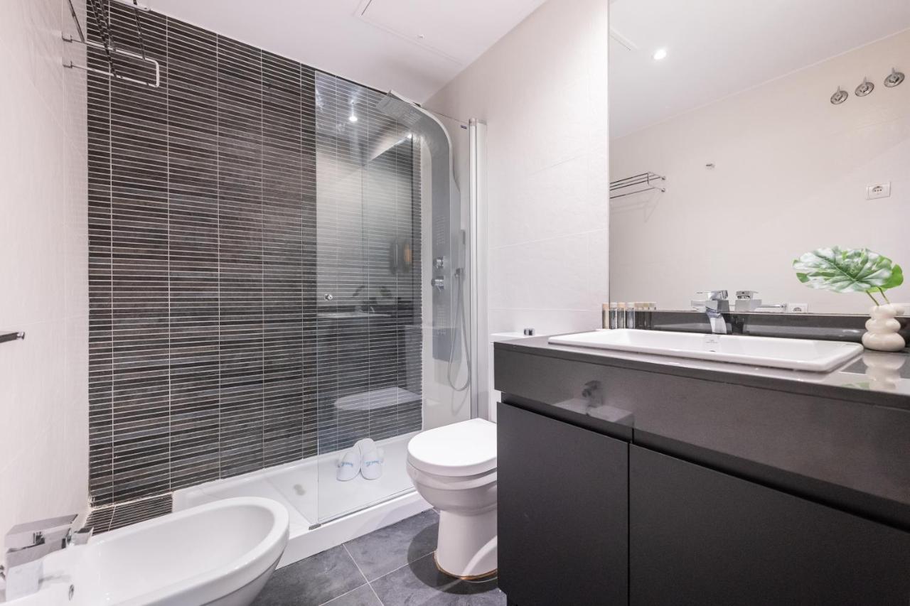 Sweett - Avenida Roma Apartment Barcelona Luaran gambar